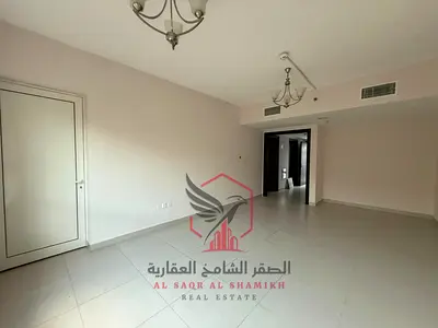 شقة للإيجار السنوي في القاسميه غرفه وصالة مع بلكون تكييف و باركن مجاني ثاني ساكن مساحات واسعه صيانه مجانيه تكييف مركزي قريبه الي مخرج دبي