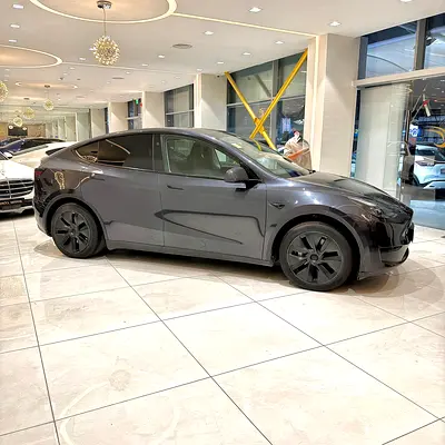2024 Tesla Model Y Standard — zdjęcie 4