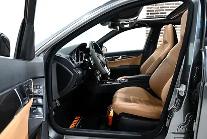 2013 Mercedes-BENZ C-CLASS 照片 11