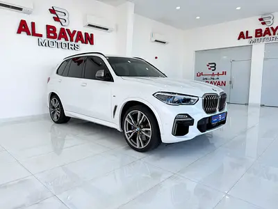 بي ام دبليو اكس 5  ابيض / زعفراني 2022 (خليجي)