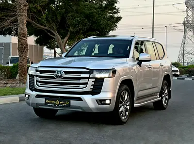 2024 Toyota Land Cruiser GXR 4.0, Dealer Warranty, GCC Specifications