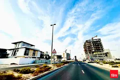 Vastu | Single Row Plot | Premium Location