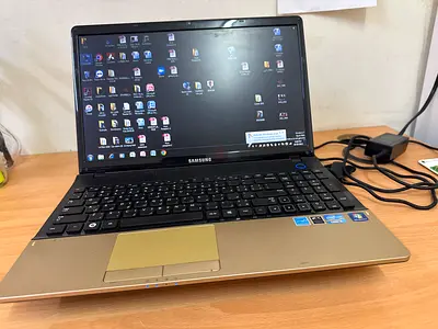 Samsung Core i5 Laptop - 15.6" with charger, used