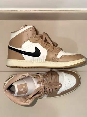 Nike Air Jordan 1 Mid SE Desert Sail UK 9 EU 44