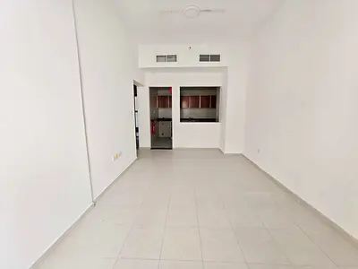 Spacious 1-BHK § Close To Metro § With Parking & Balcony