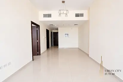 Well Maintained I Spacious Layout I 1 Cheque Offer