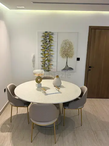 Round Dining Table with 4 Chairs & 2 Wall Paintings – Like New