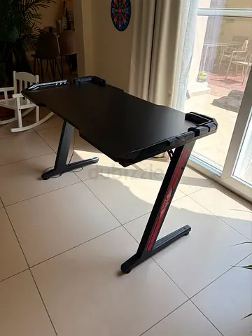 Gaming table
