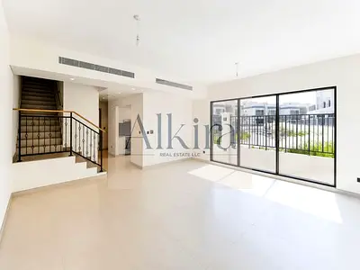 READY TO MOVE IN | 5 BEDROOM | MIDDLE UNIT