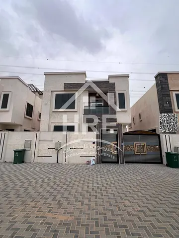 فيلا 5 ماستر بمطبخ مجهز في الياسمين