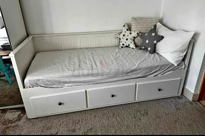 IKEA Hemnes Daybed with 2 Mattresses - Great Condition