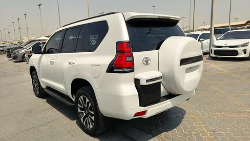 صورة 5 لـ 2022 Toyota PRADO