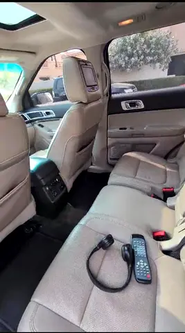 2015 FORD EXPLORER 缩略图 10