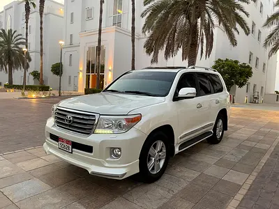 صورة 5 لـ 2014 Toyota LAND CRUISER