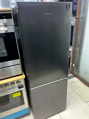 Samsung Bottom Freezer Refrigerator RB30N4050B1 315Ltr
