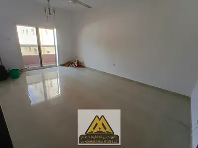 غرفة وصالة بالراشدية 3، صالة منفصلة، 2 حمام، مركزي، قرب ADCB والاتحاد سنتر، 33 ألف، 4 دفعات