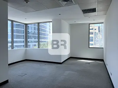 Open Layout | High Floor | Media City