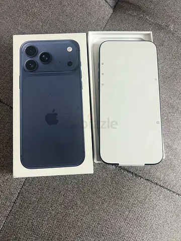 iPhone 17 Pro Max (boxed) - only box opened