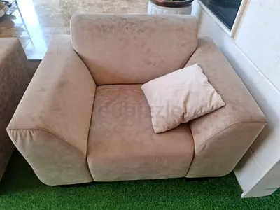 Beige Single-Seat Upholstered Armchair - Good Condition
