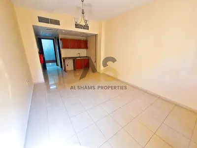20 days Free | Close To Park | Upgraded studio with Covered Parking