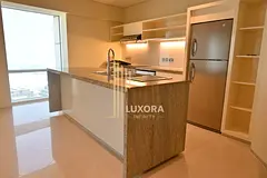 Luxury 2BR | | High Floor | | Next to Metro | | SZR View