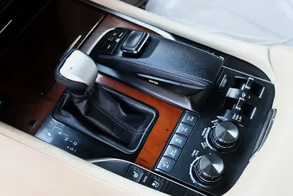 2017 Lexus LX-SERIES photo 14