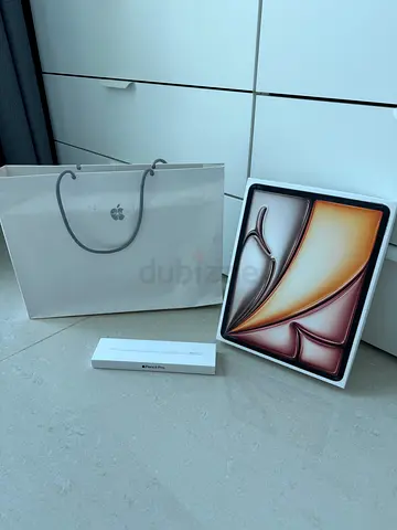 Brand new iPad Air 13 256Gb WiFi + cellular + iPen + Apple Care