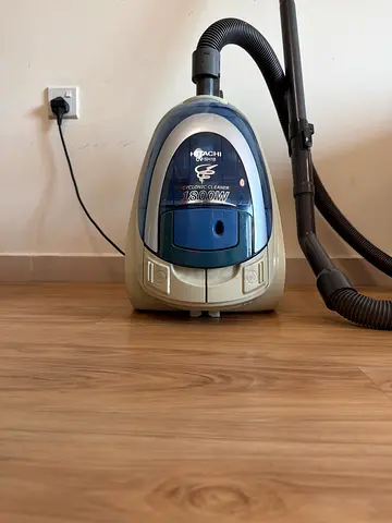 Kenwood Canister Vacuum Cleaner - Good Working Condition