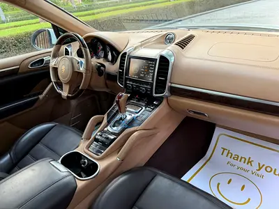 2014 Porsche CAYENNE — миниатюра 17
