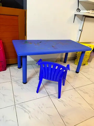 Classifieds: Kids table and chair for sale | dubizzle Abu Dhabi