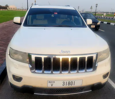 صورة 5 لـ 2012 JEEP GRAND CHEROKEE