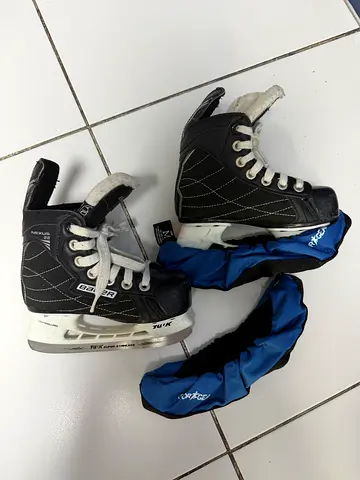 Used Bauer Ice Hockey Skates - Size EUR 28 / Kids