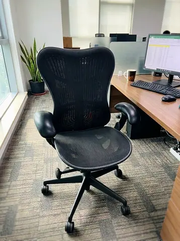 Sayl hermanmiller aeron office chair for sale