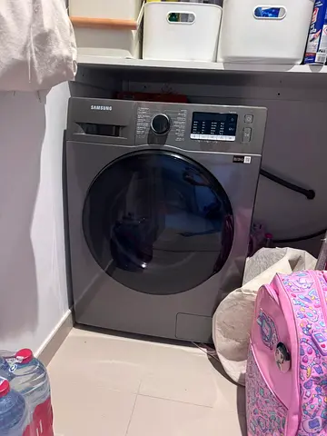 Samsung 8kg washer 6kg dryer 2in1 washing machine same like new condition perfect working