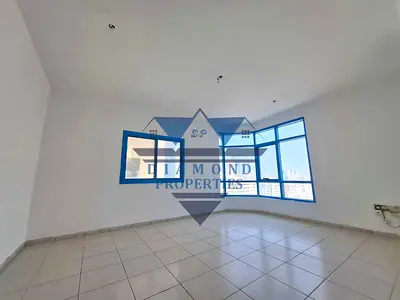 NO DEPOSIT. VERY spacious and neat and clean building family building good location in 1bhk CANTRAL CANTRAL GAS AC CLOSE HALL 33K YEARLY RENT
