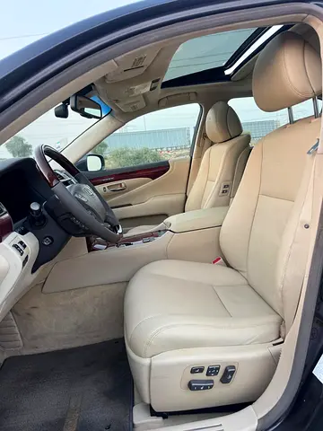 صورة 14 لـ 2010 Lexus LS-SERIES
