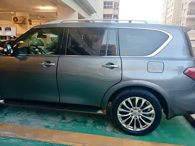 2017 Infiniti QX80 — фото 3