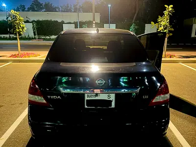 صورة 3 لـ 2011 Nissan TIIDA