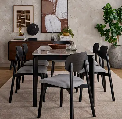 Brand New 6 seater dinning table with 6 chairs