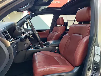 2019 Lexus LX-SERIES photo 11