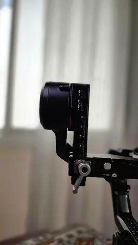 DJI RS 4 Camera Gimbal Stabilizer