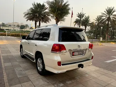 صورة 16 لـ 2014 Toyota LAND CRUISER
