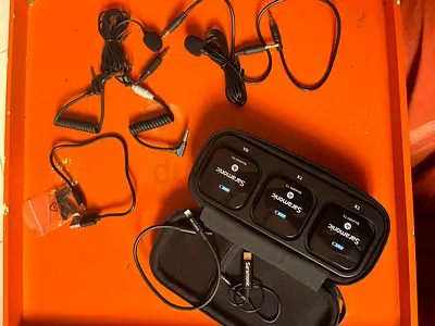 Saramonic wireless mic with full kit