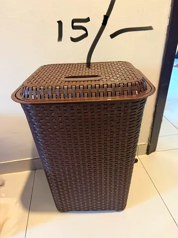 Brown Rattan-Style Plastic Laundry Basket with Lid - Good Condition