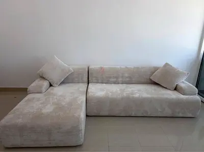 Light beige L-shaped fabric sofa with chaise (2-seater + chaise)