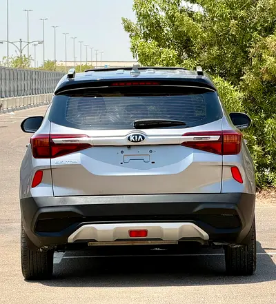 2021 KIA SELTOS thumbnail 6