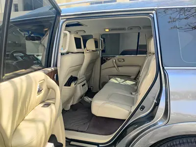 2017 Infiniti QX80 — фото 11