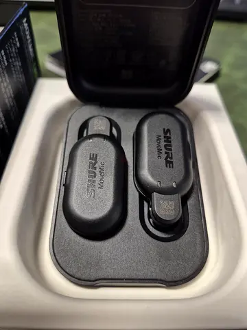 Shure MoveMic Wireless Lavalier Microphone Pair with Case