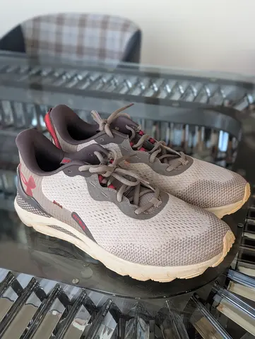 Under Armour Hovr Sonic trail runners US13