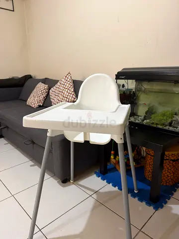 IKEA Antilop-style white baby high chair with tray - clean & sturdy
